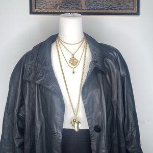 Golden Mistle toe necklace 🍂